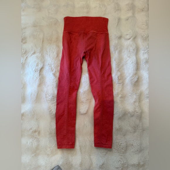 Free People Movement High Rise Good Karma Red X-Small/ Small Leggings. ❤️⚡️ - Picture 4 of 5